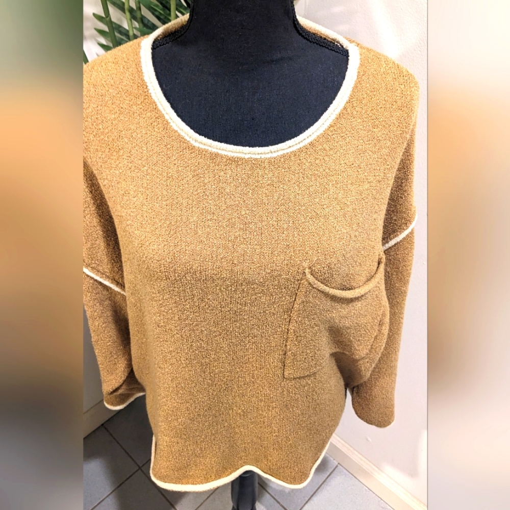 Sweater - Picture 2 of 7